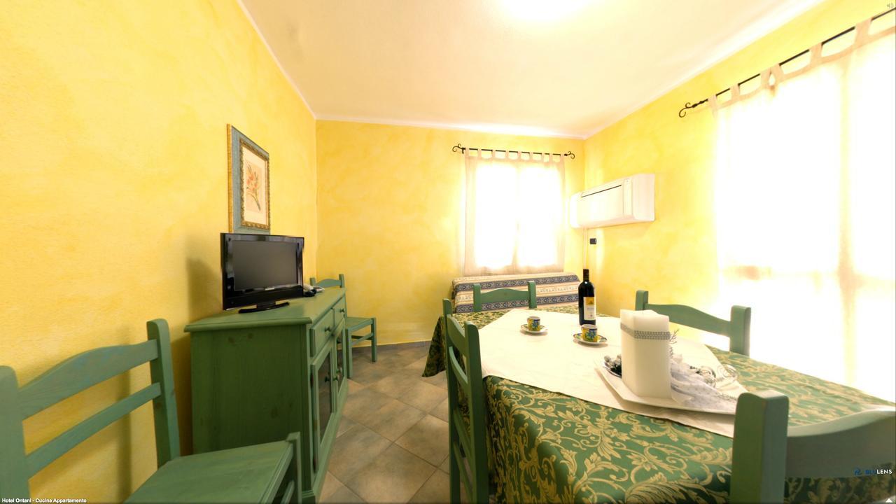Residenza Gli Ontani Hotel Orosei Eksteriør billede