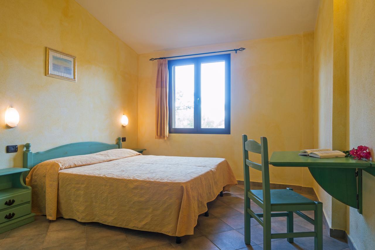 Residenza Gli Ontani Hotel Orosei Eksteriør billede