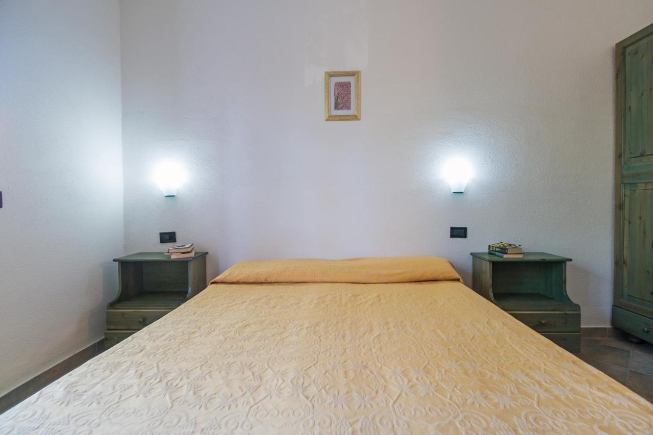 Residenza Gli Ontani Hotel Orosei Eksteriør billede