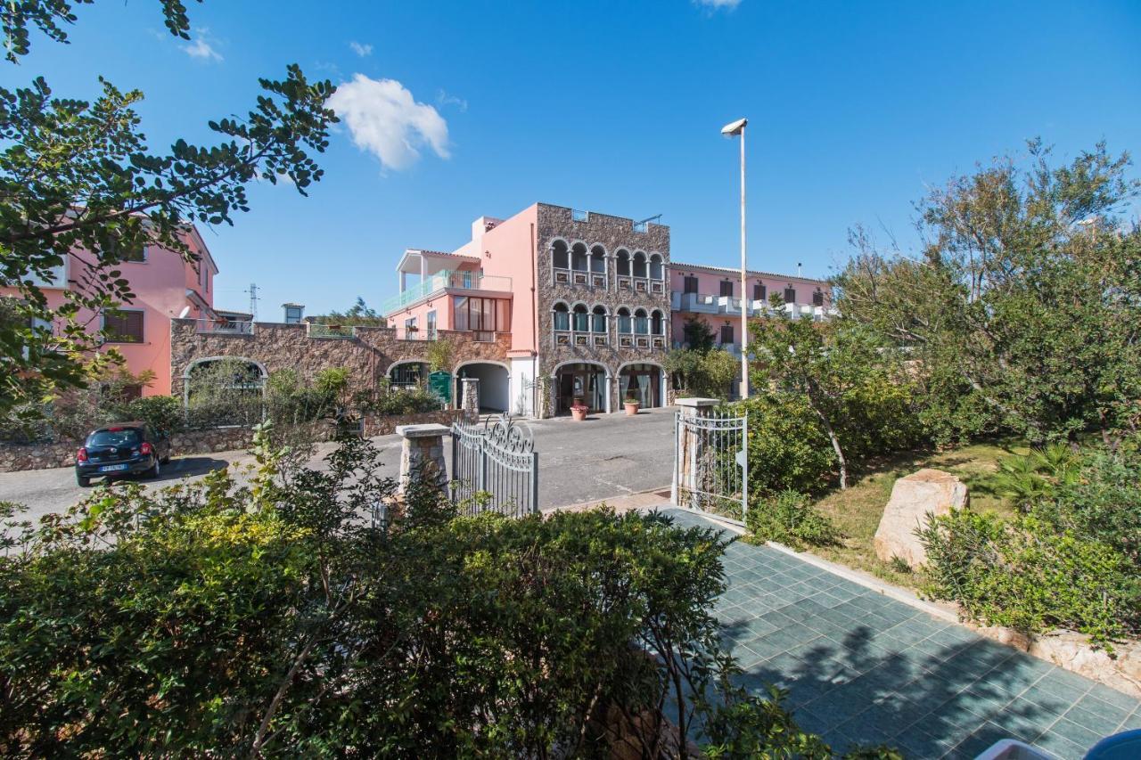 Residenza Gli Ontani Hotel Orosei Eksteriør billede