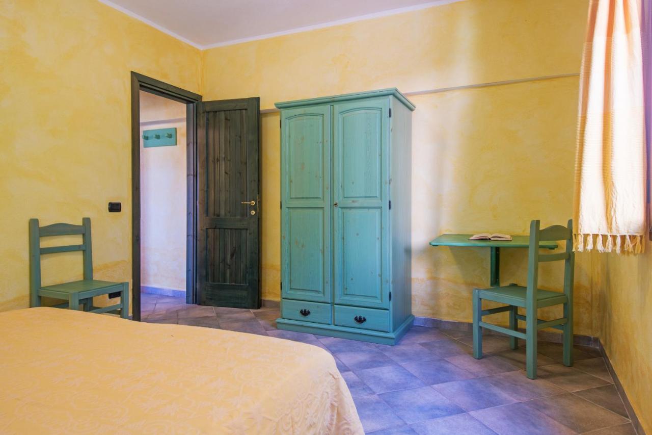 Residenza Gli Ontani Hotel Orosei Eksteriør billede