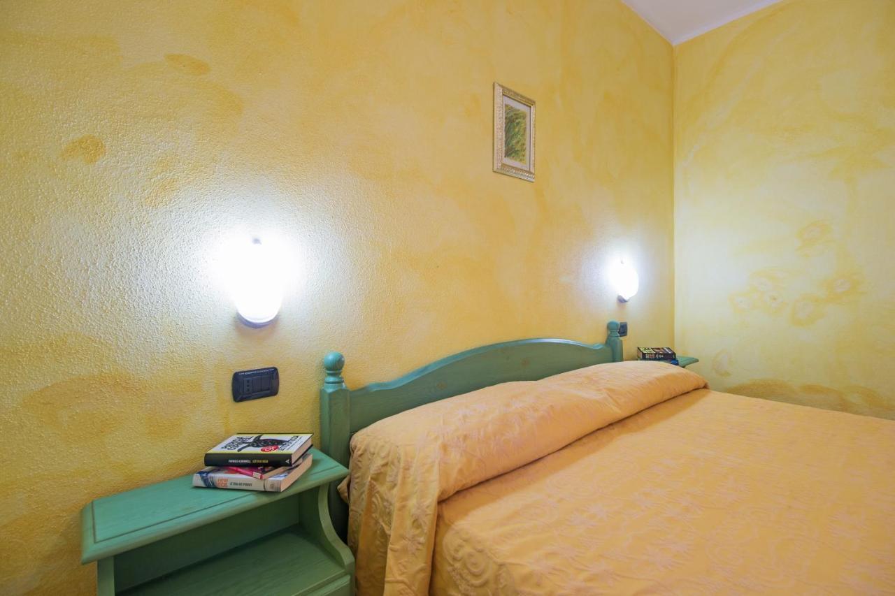 Residenza Gli Ontani Hotel Orosei Eksteriør billede