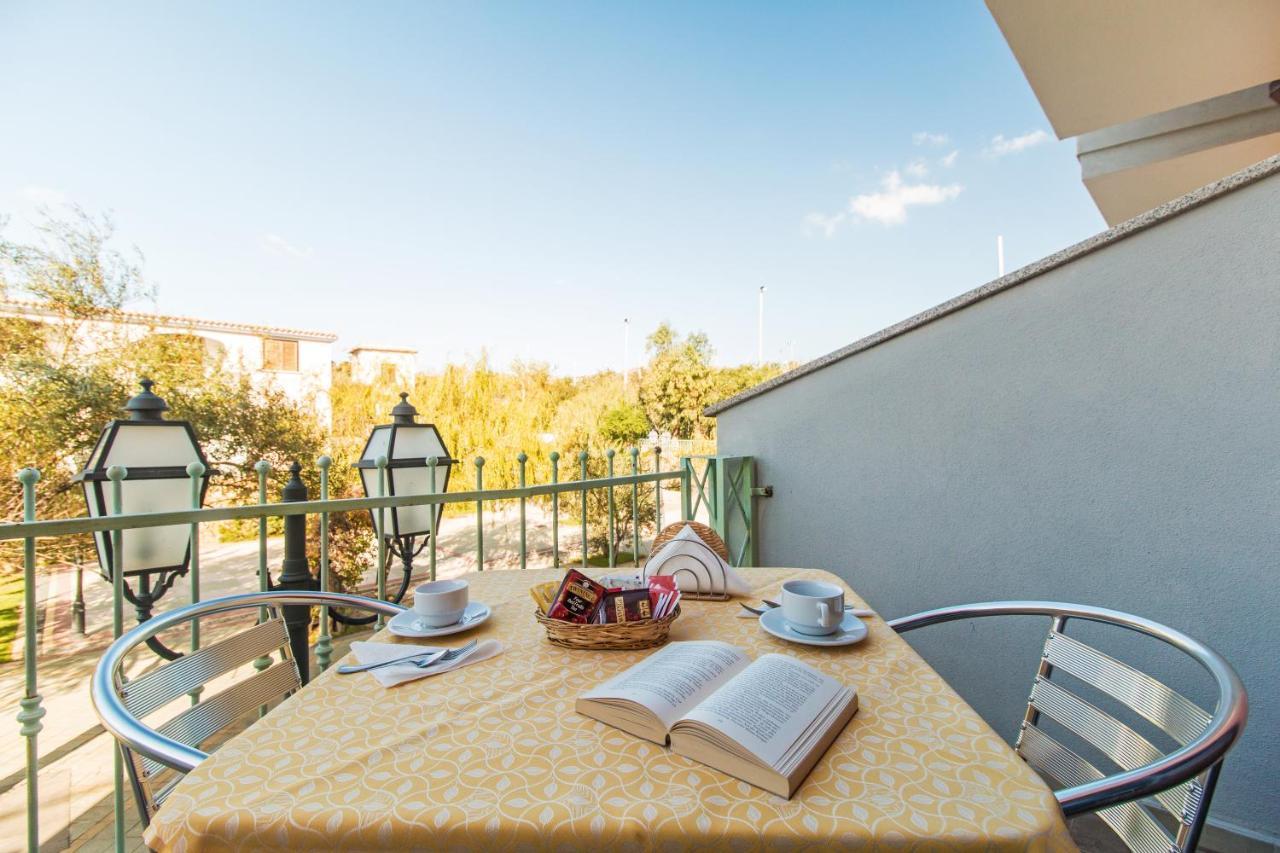 Residenza Gli Ontani Hotel Orosei Eksteriør billede