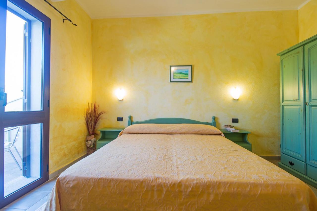 Residenza Gli Ontani Hotel Orosei Eksteriør billede