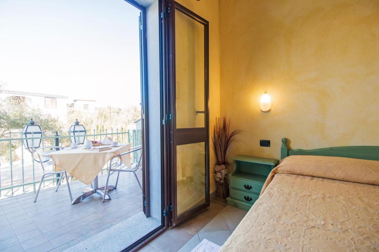 Residenza Gli Ontani Hotel Orosei Eksteriør billede